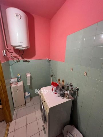 Eladó téglalakás, Nagykőrösön 9.5 M Ft, 1 szobás