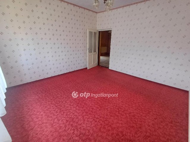 Eladó családi ház, Tiszalökön 14.9 M Ft, 2 szobás