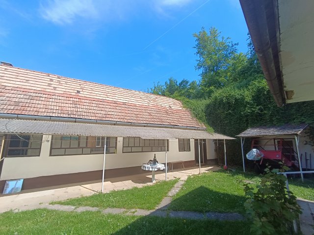 Eladó családi ház, Gyönkön 8.9 M Ft, 3 szobás