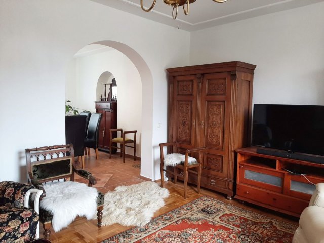 Eladó családi ház, Debrecenben 140 M Ft, 5 szobás