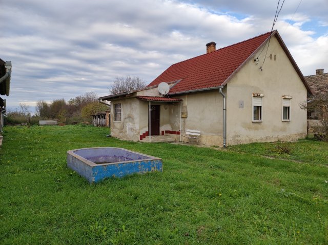 Eladó családi ház, Magyarteleken 16.5 M Ft, 3 szobás