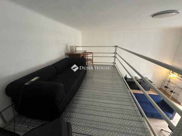 Kiadó téglalakás, albérlet, Budapesten, V. kerületben, 2 szobás