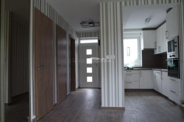 Eladó ikerház, Szombathelyen 84.9 M Ft, 4 szobás