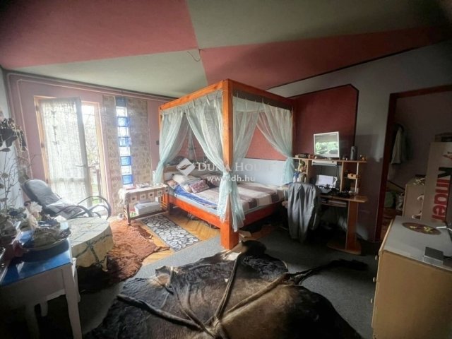 Eladó családi ház, Budapesten, X. kerületben 142.5 M Ft