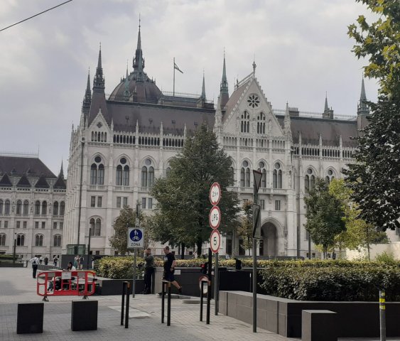 Eladó téglalakás, Budapesten, V. kerületben 147 M Ft, 1+1 szobás