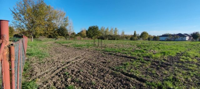Eladó telek, Pusztaszabolcson 9.99 M Ft / költözzbe.hu