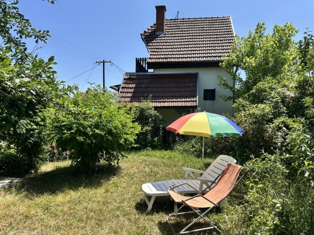 Eladó családi ház, Gombán 29.9 M Ft, 1 szobás
