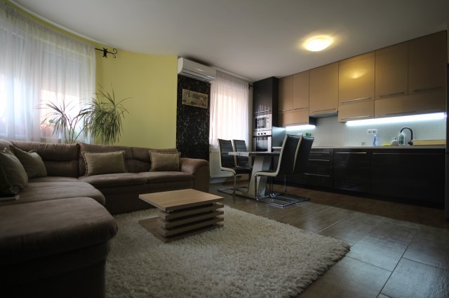 Kiadó téglalakás, albérlet, Debrecenben 250 E Ft / hó, 2 szobás