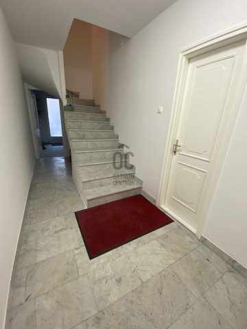 Eladó téglalakás, Kecskeméten 75 M Ft, 4 szobás