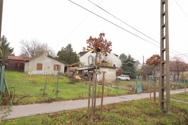 Eladó telek, Budapesten, XVII. kerületben 47.5 M Ft