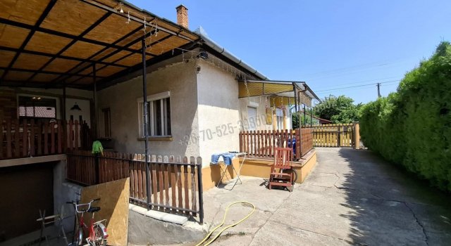 Eladó családi ház, Monorierdőn 62.9 M Ft, 3 szobás
