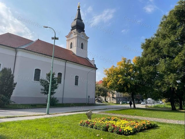 Eladó telek, Szolnokon 99 M Ft / költözzbe.hu