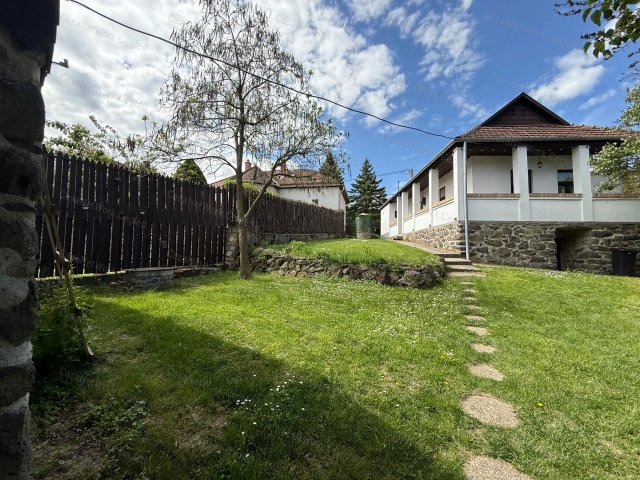 Eladó családi ház, Cserhátszentivánon 60 M Ft, 2 szobás