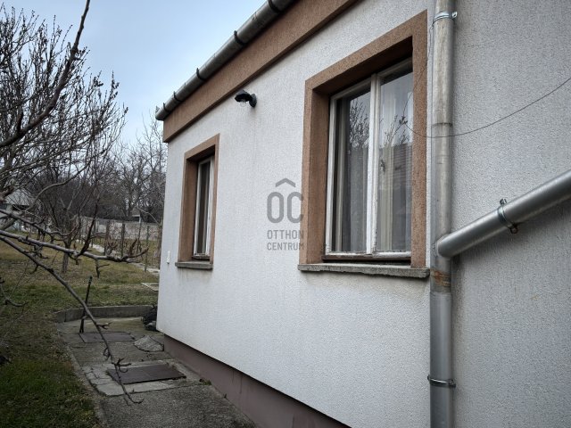 Eladó családi ház, Várpalotán 46 M Ft, 3 szobás