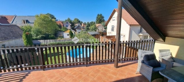 Eladó családi ház, Budaörsön 199 M Ft, 7 szobás
