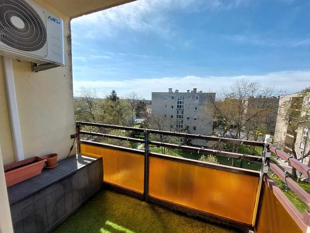 Eladó panellakás, Budapesten, XV. kerületben 53.5 M Ft