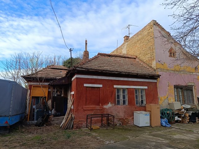 Eladó telek, Szegeden, Tavasz utcában 68 M Ft