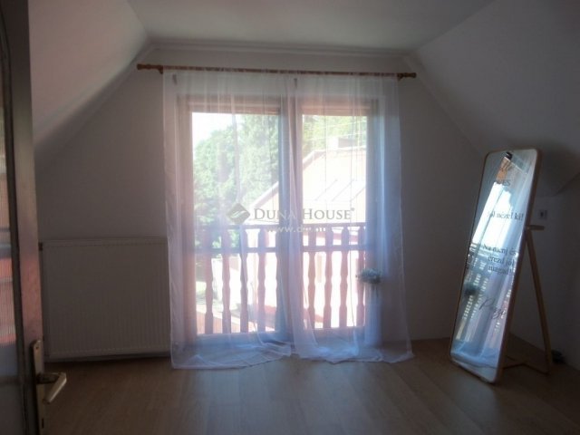 Eladó családi ház, Pécsett 85 M Ft, 4 szobás