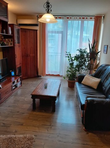 Eladó téglalakás, Esztergomban 41.99 M Ft, 1+1 szobás