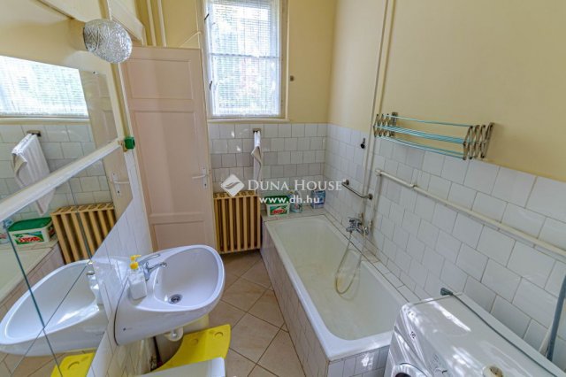 Eladó családi ház, Budapesten, XI. kerületben 190 M Ft, 4 szobás