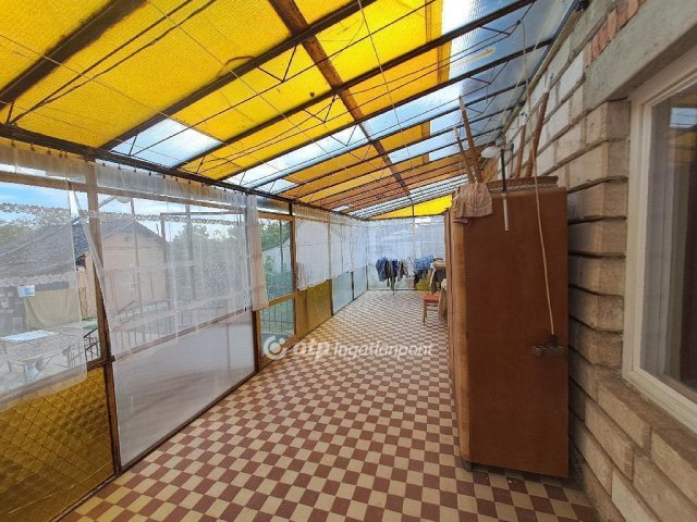 Eladó családi ház, Szegeden 79.9 M Ft, 3 szobás