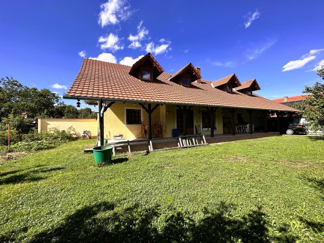 Eladó családi ház, Gyulán 70 M Ft, 3 szobás