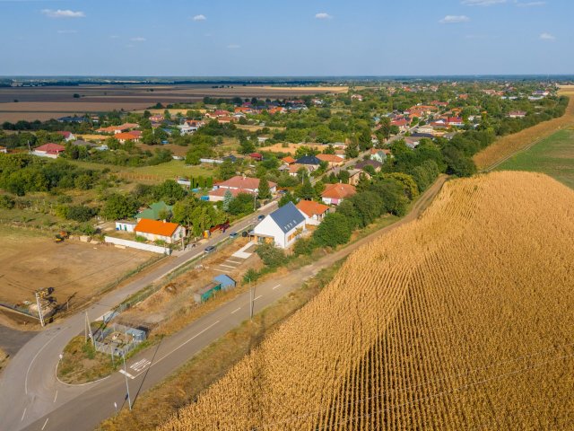 Eladó iroda, Debrecenben 150 M Ft / költözzbe.hu