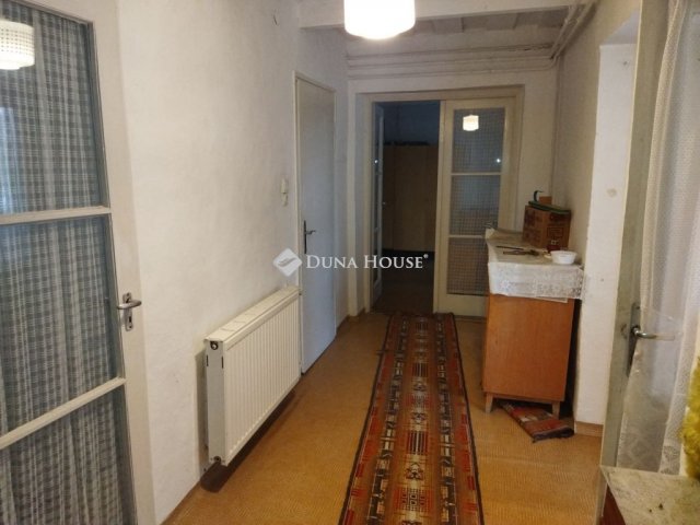 Eladó családi ház, Tápióbicskén 21 M Ft, 2 szobás