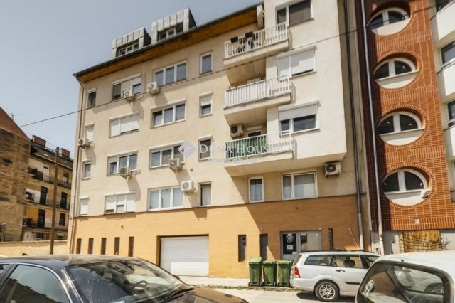 Eladó téglalakás, Budapesten, VIII. kerületben 73 M Ft, 2 szobás