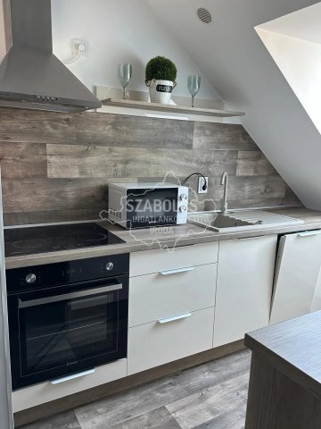 Kiadó téglalakás, albérlet, Nyíregyházán 180 E Ft / hó