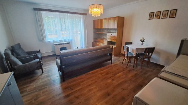 Kiadó téglalakás, albérlet, Debrecenben 315 E Ft / hó, 3 szobás