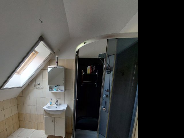 Eladó családi ház, Bonyhádon 129.99 M Ft, 7 szobás