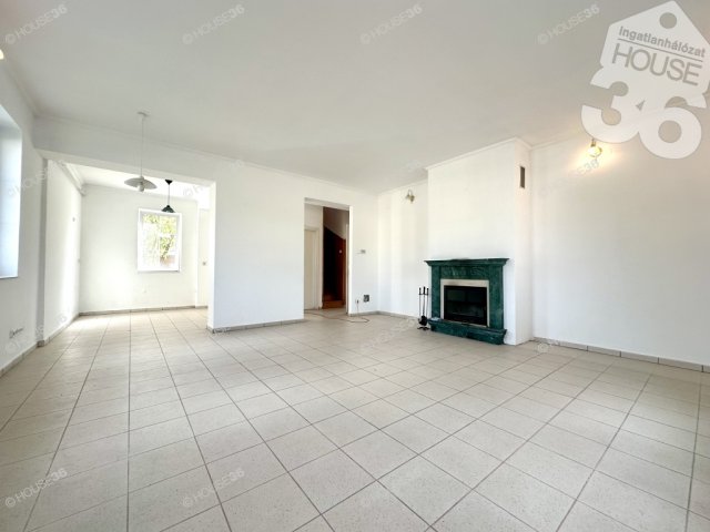Eladó családi ház, Kecskeméten 99.9 M Ft, 5 szobás