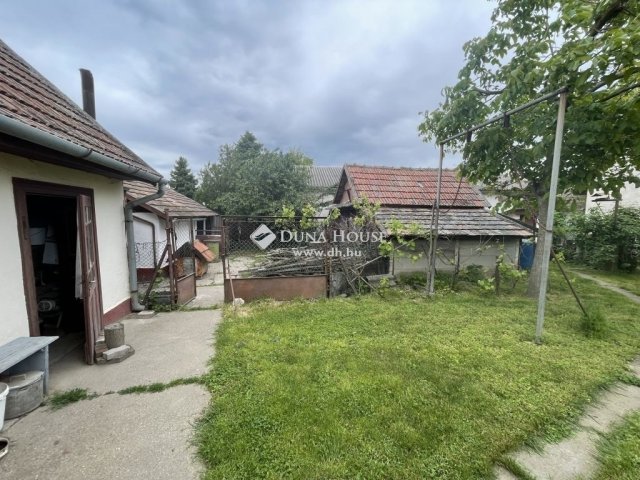 Eladó családi ház, Tóalmáson 34 M Ft, 3+1 szobás
