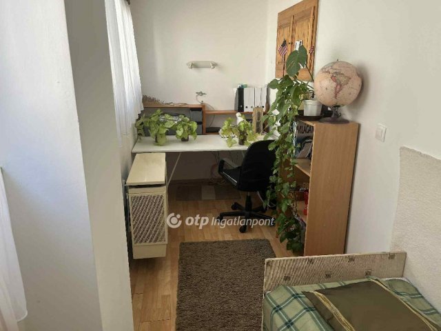 Eladó családi ház, Abonyban 38 M Ft, 3 szobás
