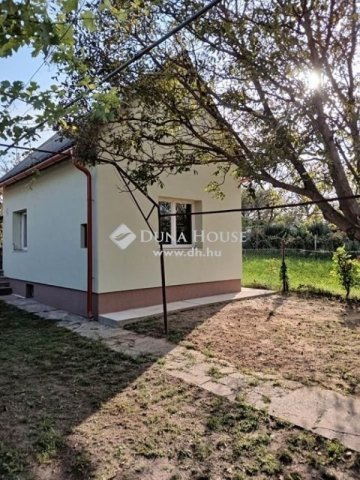 Eladó családi ház, Sülysápon 24.5 M Ft, 3 szobás
