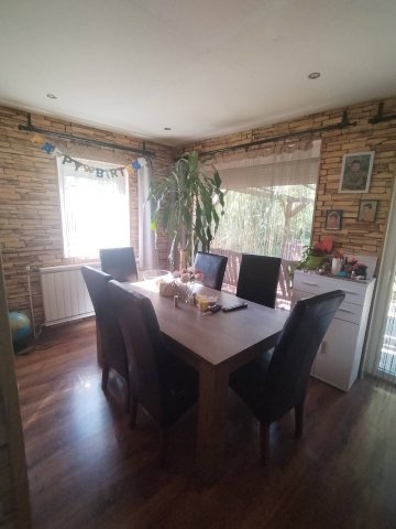 Eladó családi ház, Biatorbágyon 55 M Ft, 5 szobás