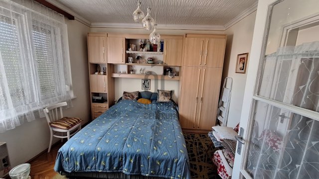 Eladó téglalakás, Pakson 45 M Ft, 3 szobás
