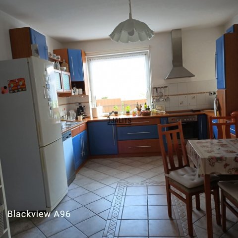 Eladó családi ház, Veresegyházon 129 M Ft, 5+1 szobás