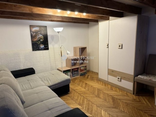 Eladó téglalakás, Budapesten, XIII. kerületben 45 M Ft, 1 szobás