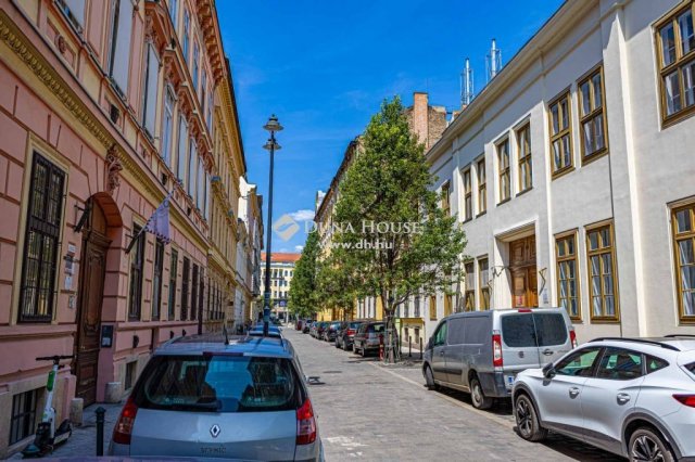 Eladó téglalakás, Budapesten, VIII. kerületben, Stáhly utcában