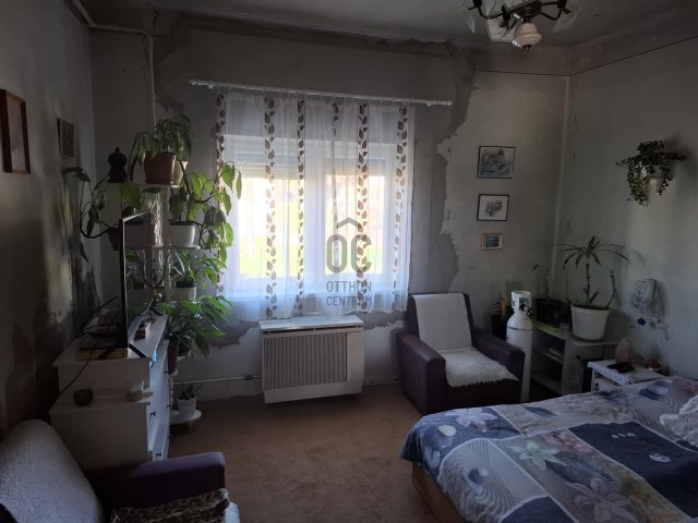Eladó családi ház, Szepetneken 12 M Ft, 3 szobás