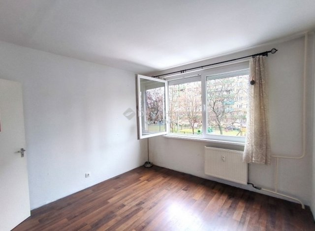 Eladó panellakás, Budapesten, X. kerületben 62.9 M Ft, 2+1 szobás