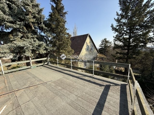 Eladó családi ház, Érden 99.9 M Ft, 4 szobás