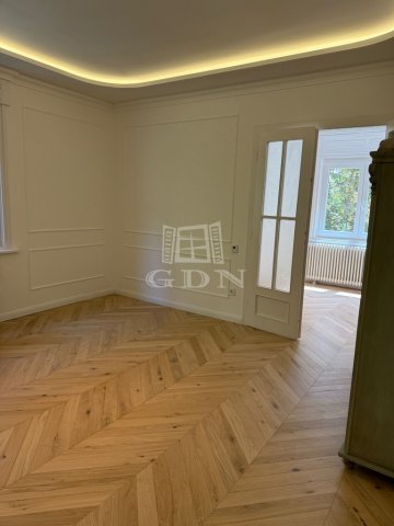 Kiadó téglalakás, albérlet, Budapesten, I. kerületben, 4 szobás