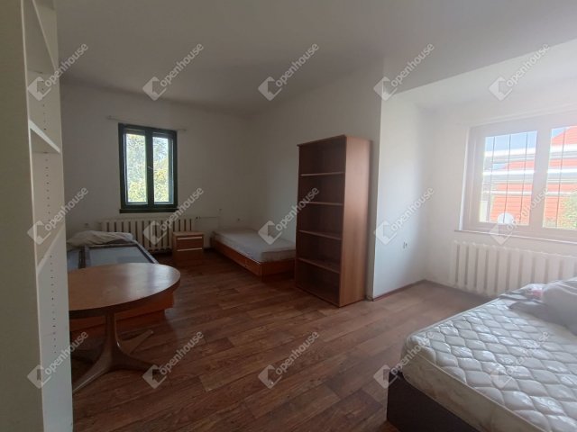 Kiadó ipari ingatlan, Sopronban 1000 E Ft / hó