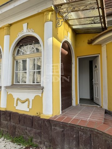 Eladó családi ház, Siófokon 172 M Ft, 5 szobás