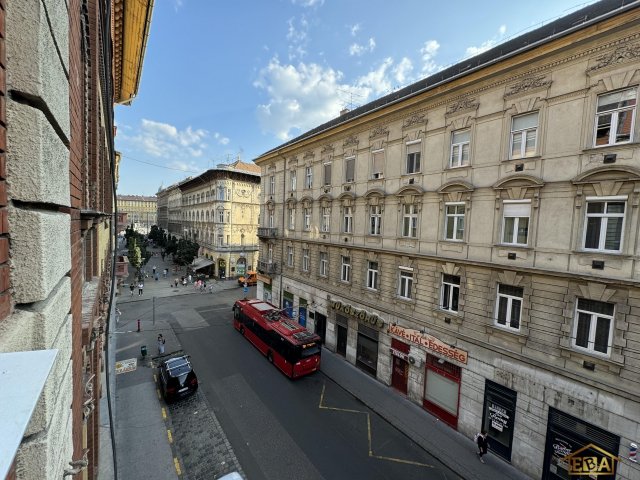 Kiadó téglalakás, albérlet, Budapesten, VII. kerületben