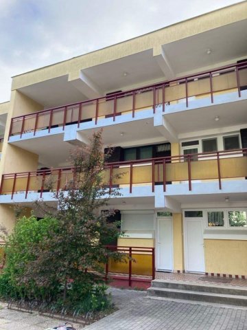 Eladó nyaraló, Balatonfüreden 33.9 M Ft, 1 szobás