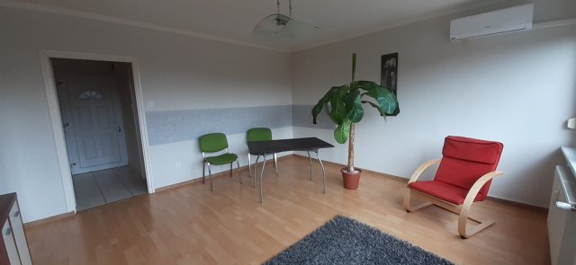 Eladó panellakás, Salgótarjánban 24.5 M Ft, 1+1 szobás